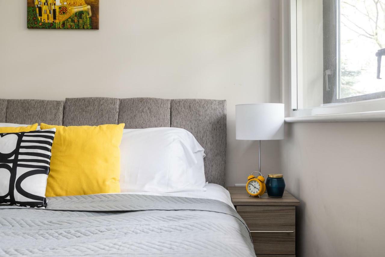 Homely - Watford Premier Apartments المظهر الخارجي الصورة